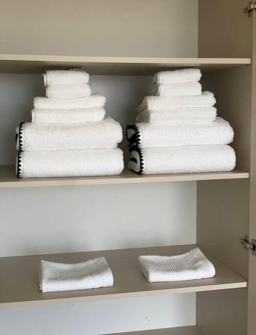 Appartement Luxueux 70M2, 2 Chambres Argenteuil Esterno foto