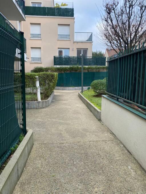 Appartement Luxueux 70M2, 2 Chambres Argenteuil Esterno foto